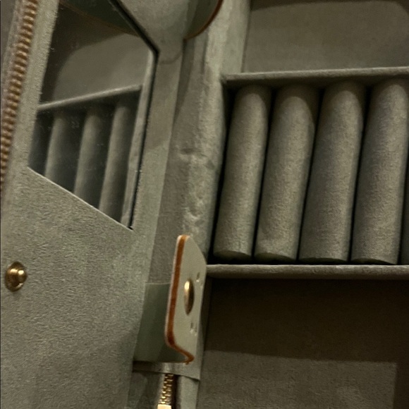 West Emory Elegant Sage Green Jewelry Organizer - Picture 5 of 8